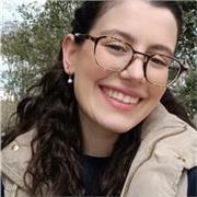 Soy una persona responsable, ordenada y pese a mi poca experiencia de enseñanza, con muchas ganas de dar clases.
Doy clases de Inglés a niños entre Sant Feliu de Guíxols y Llagostera